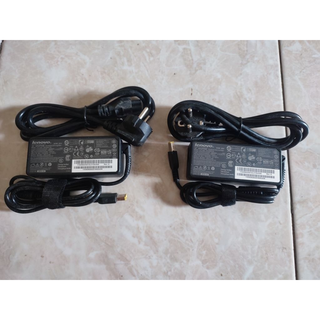 Charger laptop lenovo port kotak