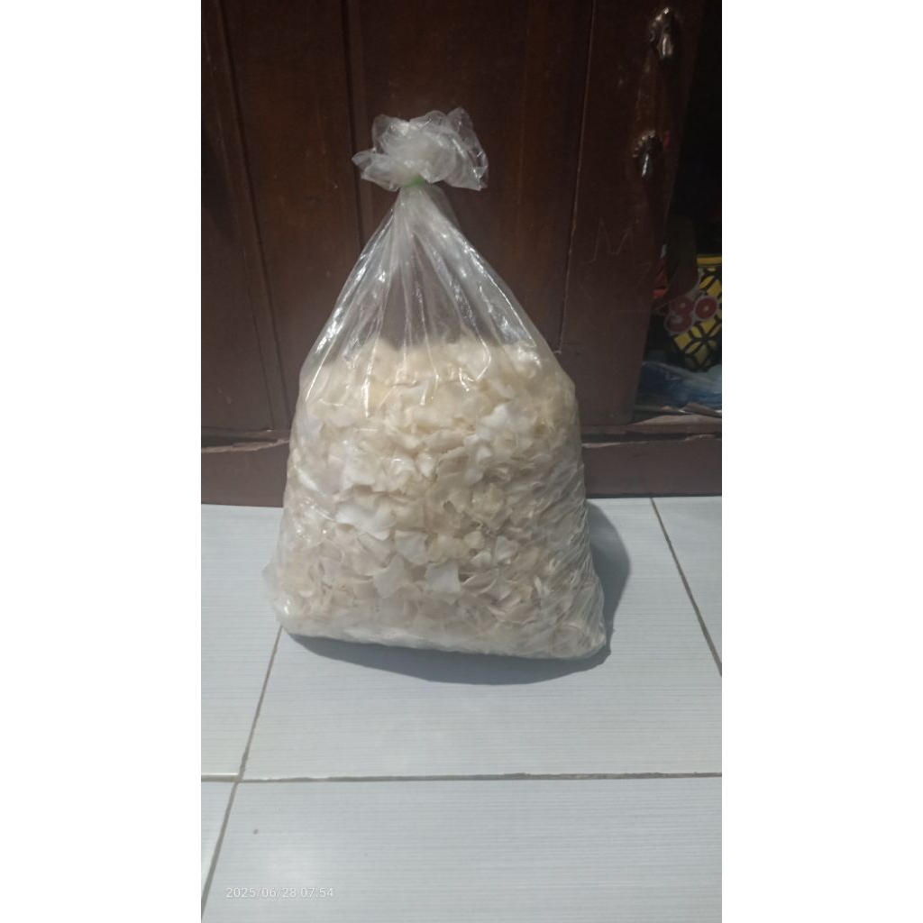 

Keripik singkong mentah berasa seperti gadung isi 1kg
