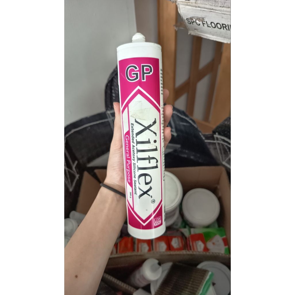 SEALANT HITAM