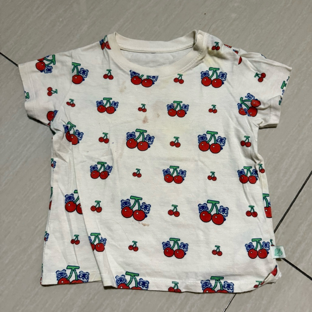 kaos anak uniqlo animal crossing preloved