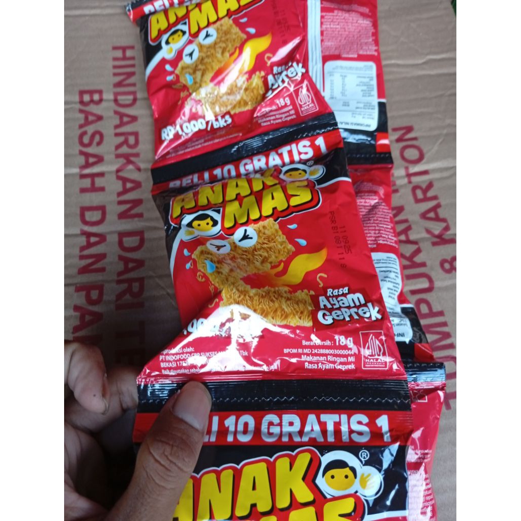 

Snack Indofood Anak Mas 18 gr Rasa Geprek