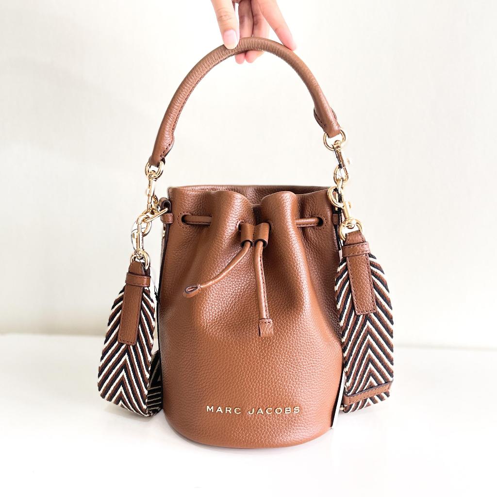 MJ BUCKET BAG LEATHER
