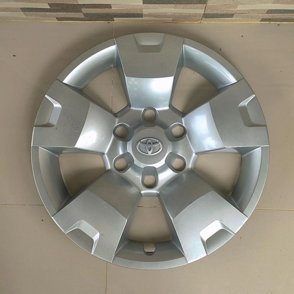 Tutup Velg Wildof Wildop Whell Dop Toyota HILUX / FORTUNER / PRADO Ring 17 Original ( Harga Untuk Sa