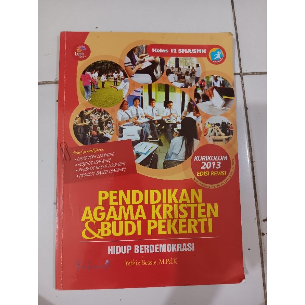 buku bekas layak dipakai pendidikan agama Kristen dan Budi pekerti Christian religious education and