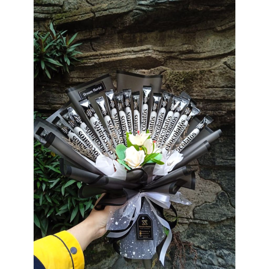 

Buket Chocolatos hitam