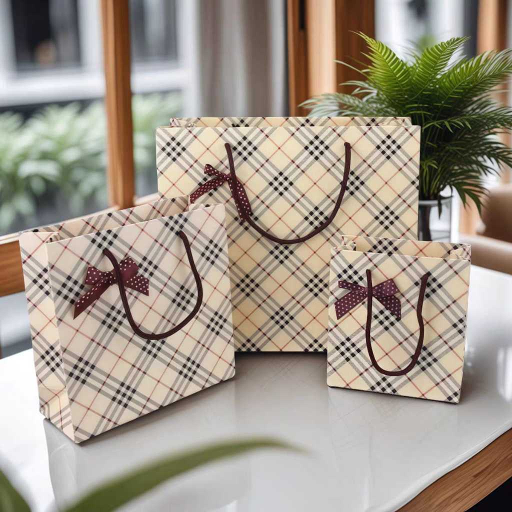 

Paper Bag Tas Kado Tas Hadiah Gift Wedding Marble Ribbon Burberry Elegan Goodie Bag Tas Kado Hadiah