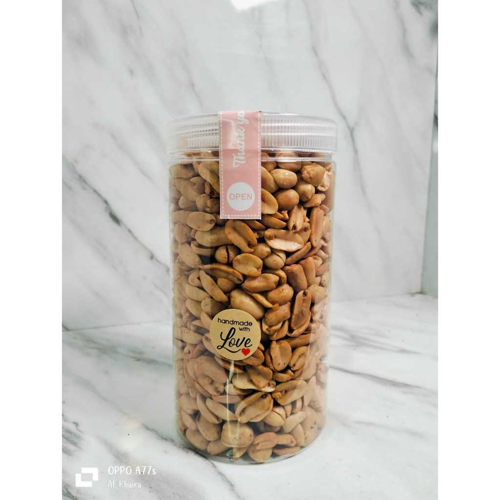 

ARA CEMILAN KACANG BAWANG GORENG KECIL TOPLES 1000ML