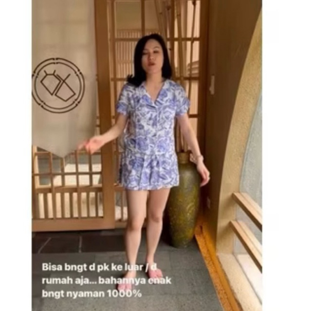 Set Claire by Cynthia Tan