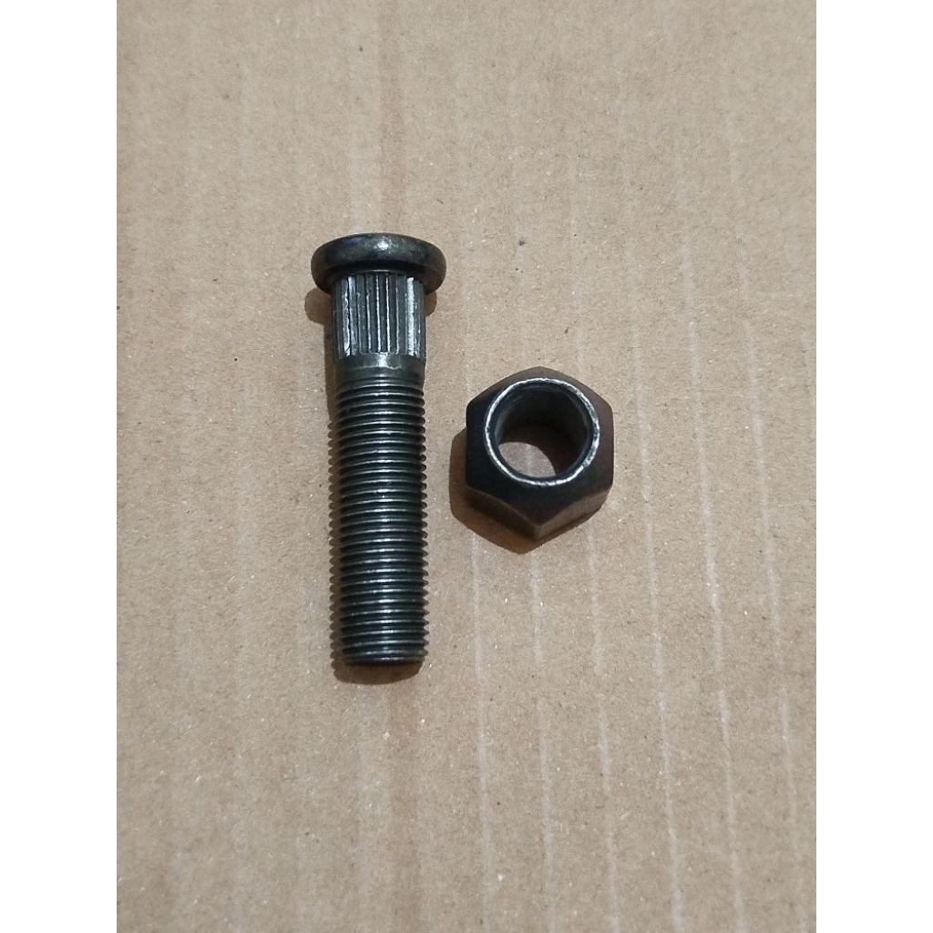 Baut roda Carry Extra Futura