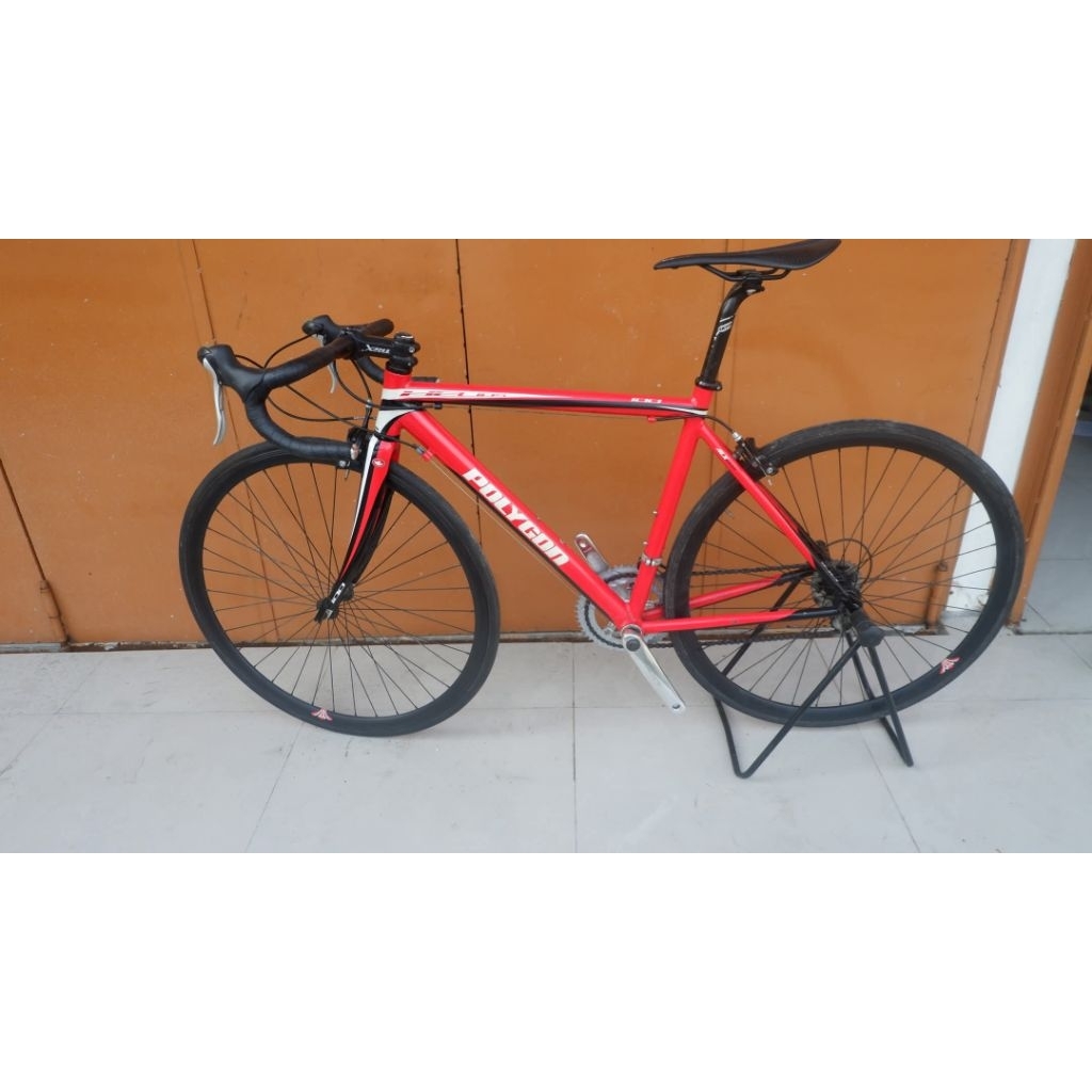 Road Bike Polygon Helios 100