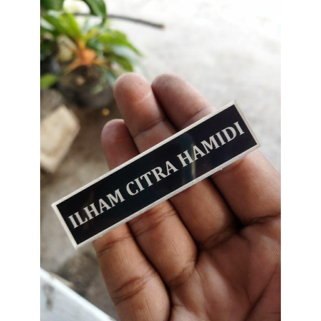 

Tanpa PO-NameTag Akrilik Peniti Magnet Permukaan Datar