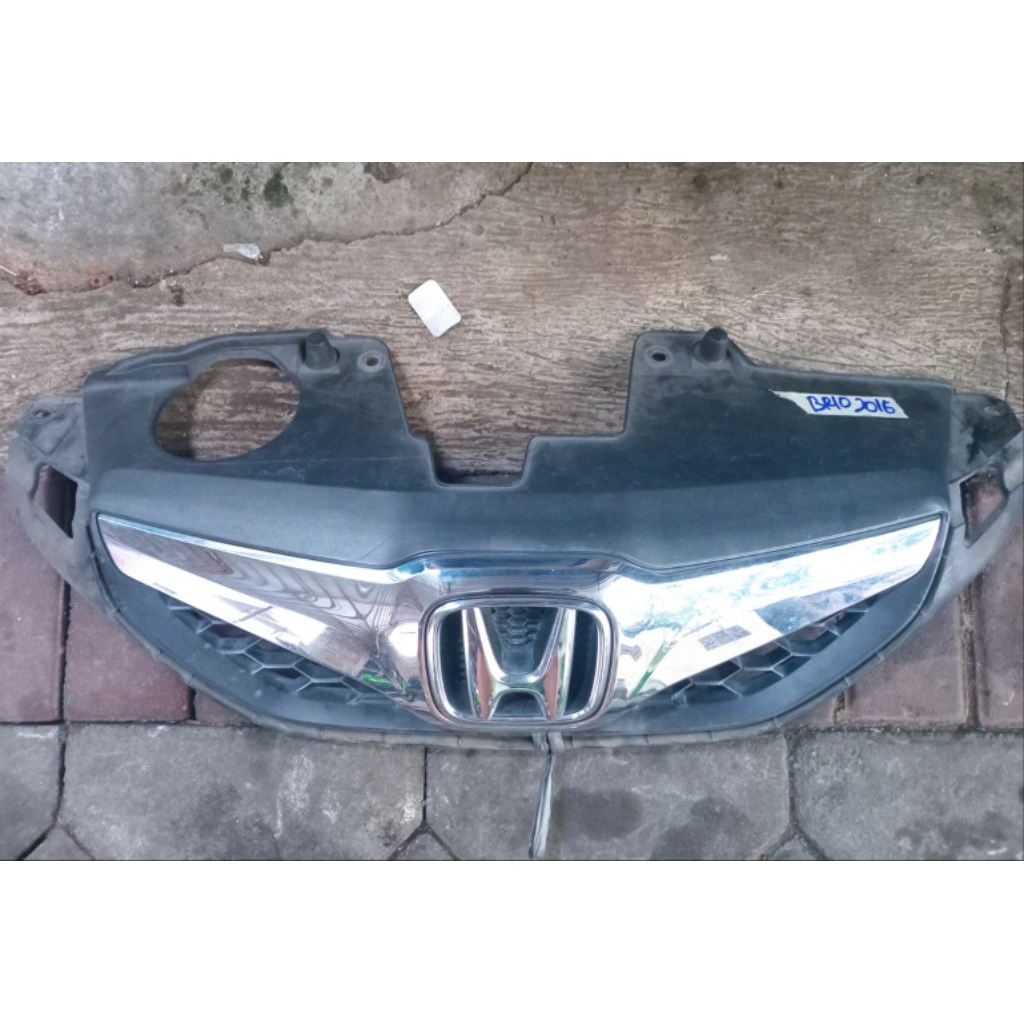 Grill honda brio 2017
