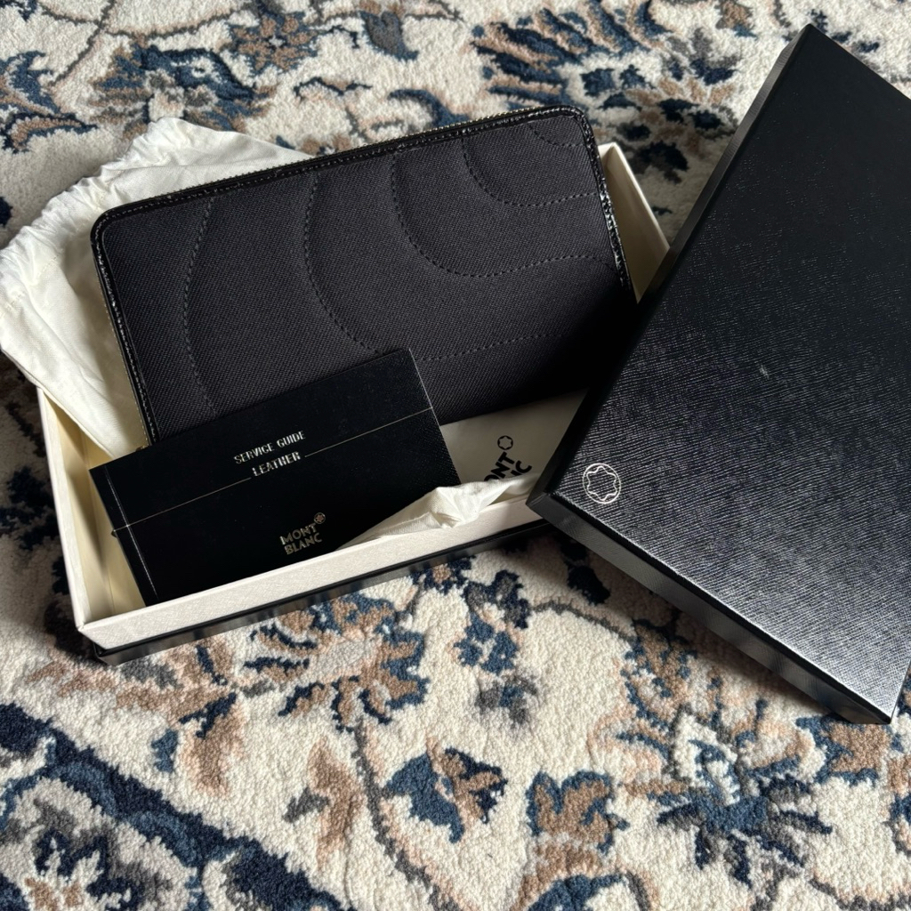 Montblanc Starisma Pamina 106081 large zip wallet