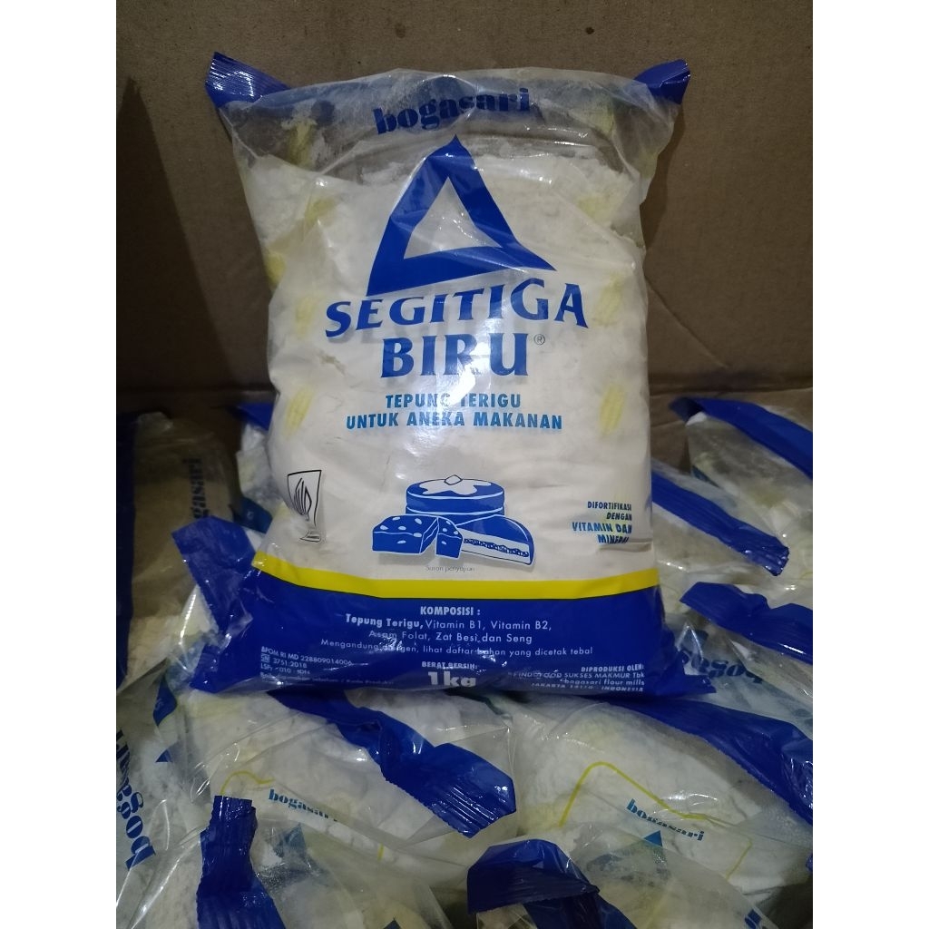 

Tepung segitiga biru - 1kg