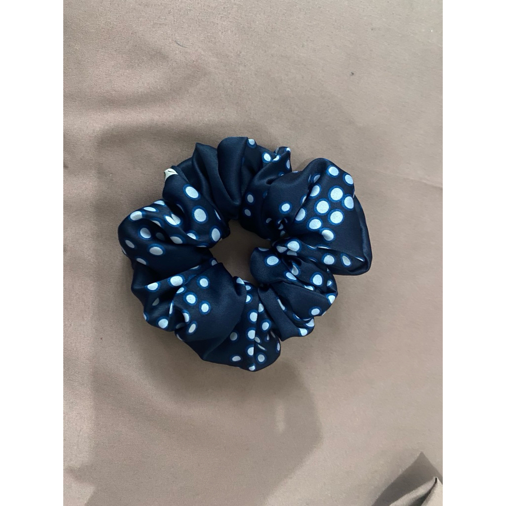 Scrunchie Ikat Rambut Grosir armani silk