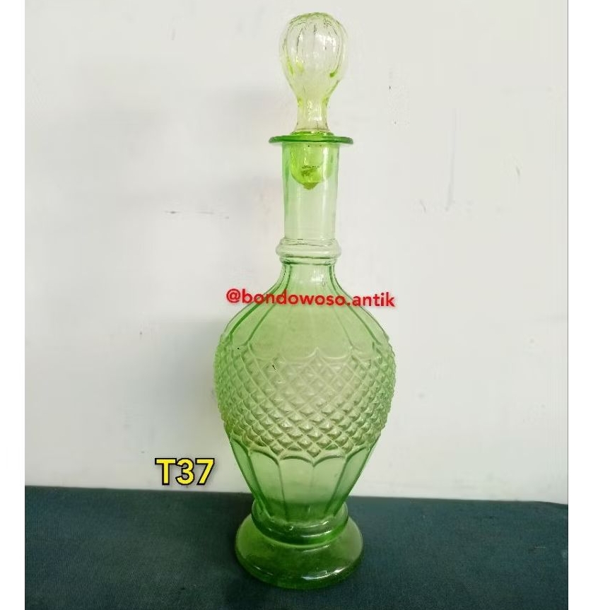 Botol Kristal antik t37