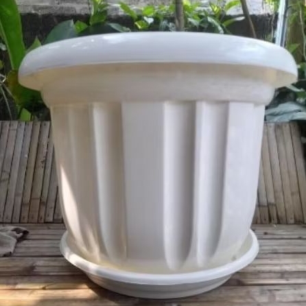 pot putih diameter 50 cm / tatakan pot 50