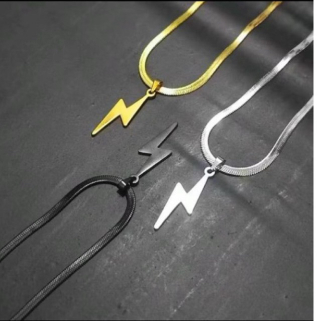 KALUNG TITANIUM BANDUL PETIR ANTI KARAT PRIA DAN WANITA WARNA SILVER GOLD DAN HITAM