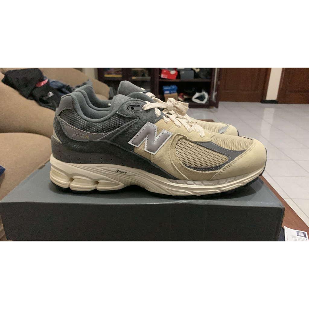 NB 2002R Colored Toe Pack Sandstone M2002RPC ORIGINAL