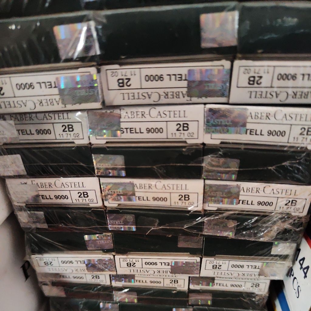 

pensil faber castle 2b original 99.99% buat ujian no kw kw club