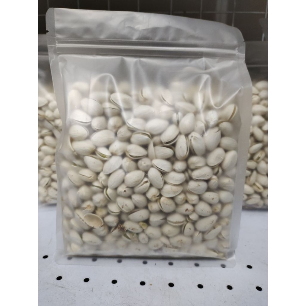 

kacang pistachio 1kg