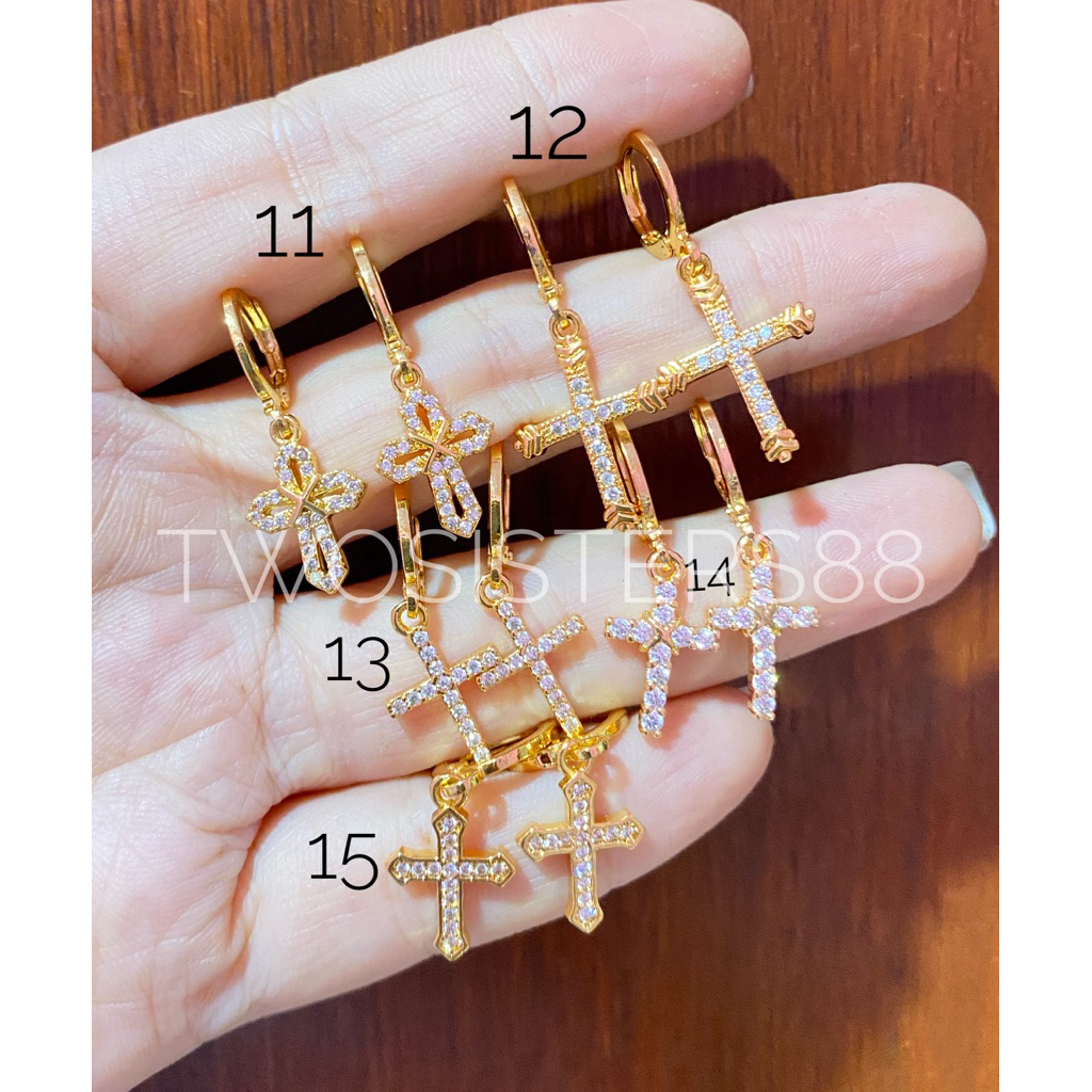Anting Salib Permata Warna Emas IMITASI