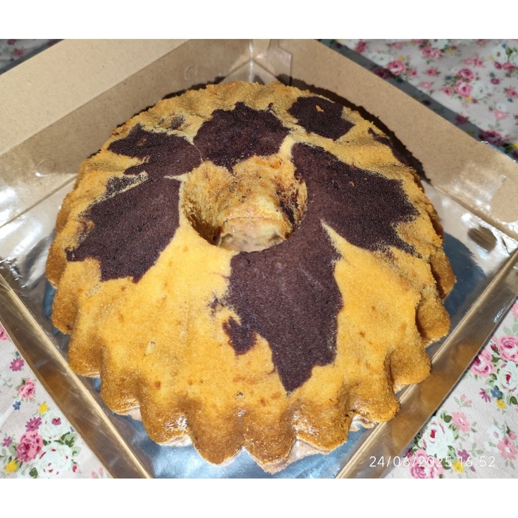 

Marmer Cake/Marble Cake Moist