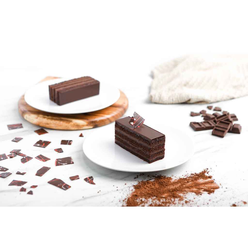 

DAPUR COKELAT - Double Chocolate Slice Cake | Kue Ulang Tahun