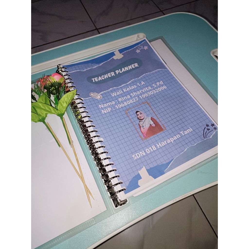 

Teacher planner kelas 1, 2, 3, 4, 5, 6 SD (binder ukuran A4)
