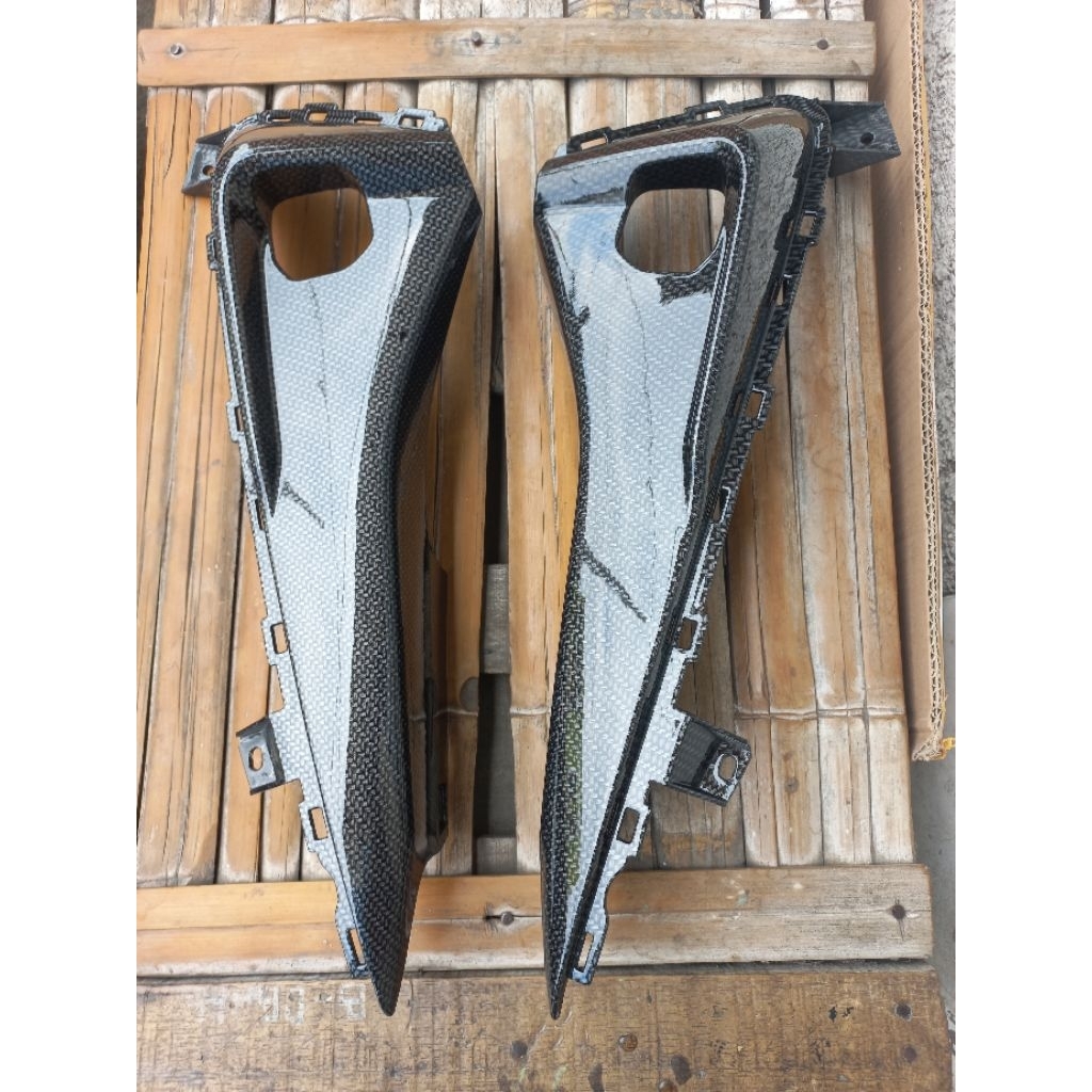 cover footstep aerox 155 old karbon