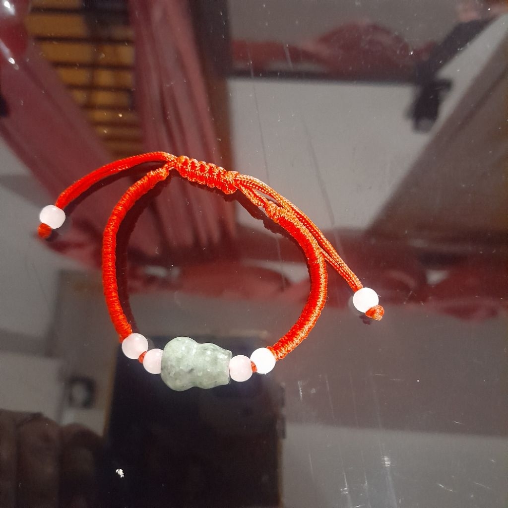gelang tali merah giok
