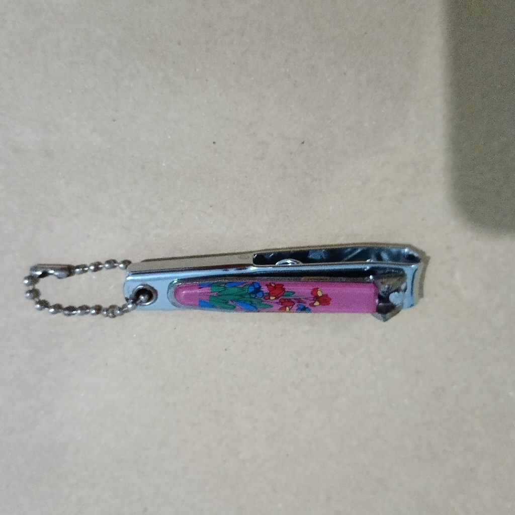 Gunting Kuku Lipat Multifungsi Mei Chang 7cm – Gagang Stainless, Pisau, Pembuka Botol, Kikir, Gantun