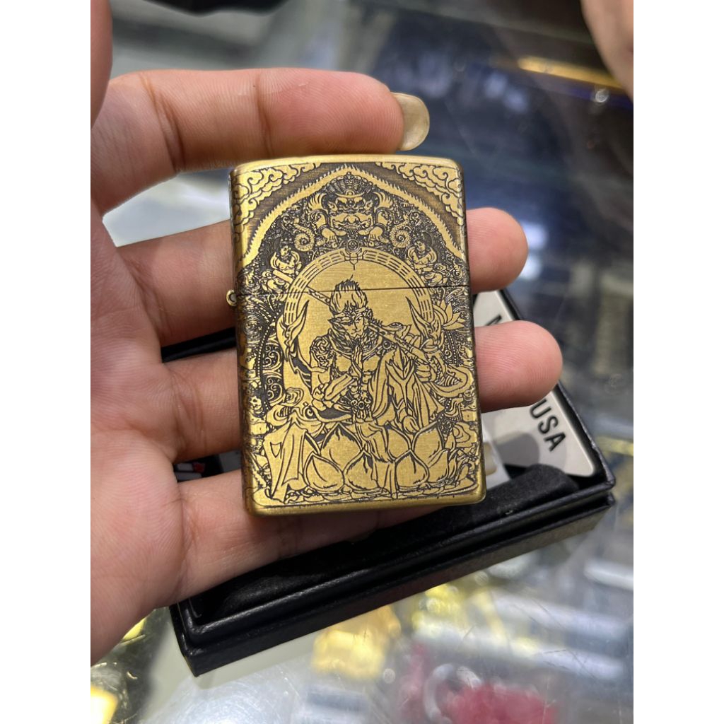 KOREK API ZIPPO USA ORIGINAL MODEL UKIR