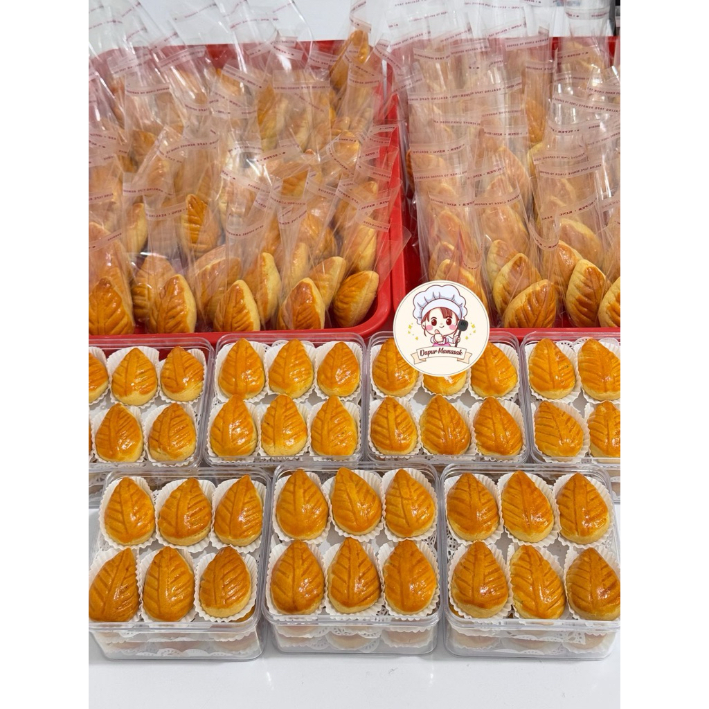 

DM - Kue Nastar Daun Jumbo Wisman Khas Bangka Tanpa Bahan Pengawet Halal 100% / Kue Kering Nanas Lembut Jumbo