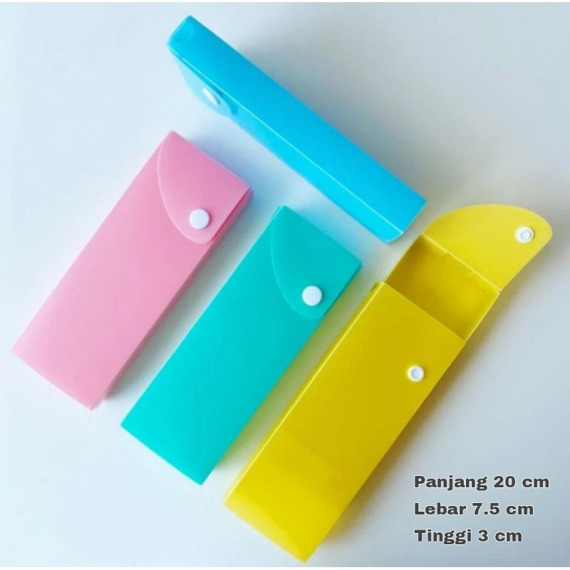 

TEMPAT PENSIL KANCING PLASTIK KOTAK PENSIL SLOT DORONG SELOROK WARNA WARNI MURAH DOMPET SERBAGUNA