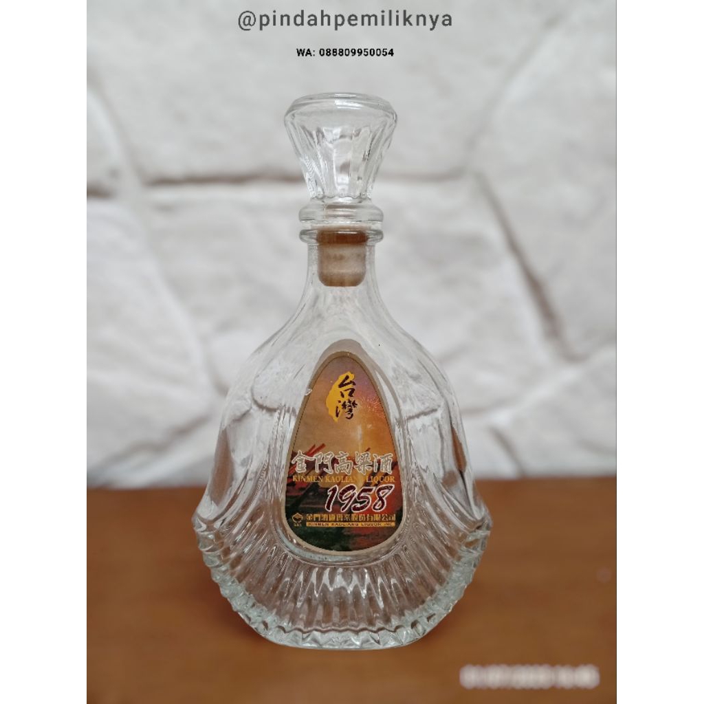 Botol Pajangan Kinmen Kaoliang Liquor 600ml