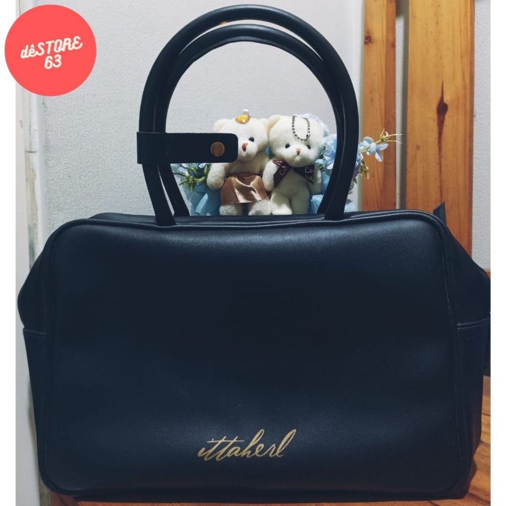 [Pre-Loved] Ittaherl Travel Bag Wanita
