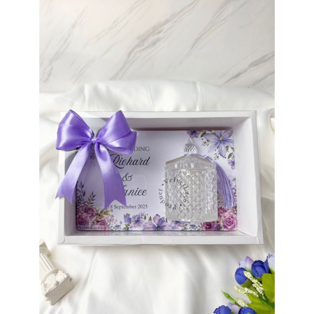 Souvenir hampers jar crystal