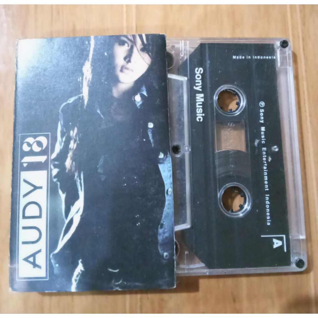 kaset pita audy - 18