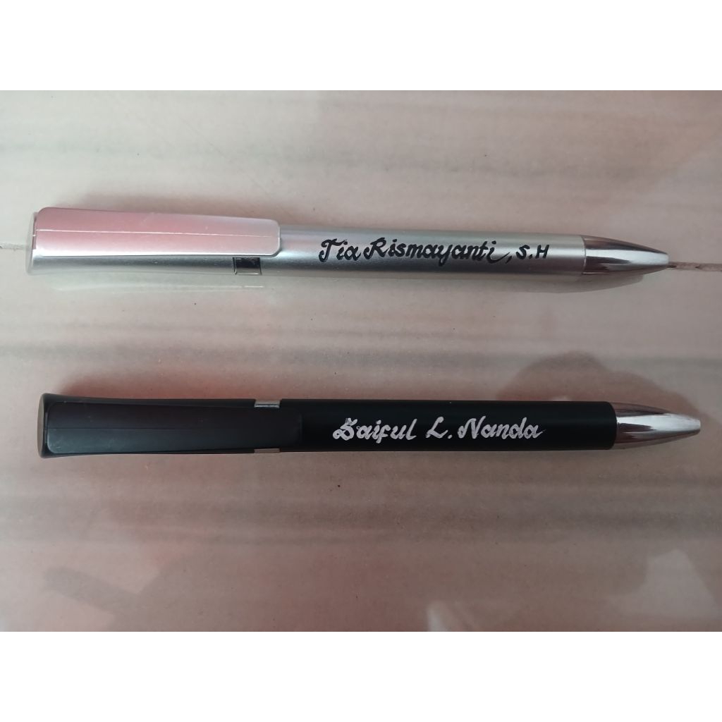 

bolpoint putar cetek bisa di ukir nama langsung jadi