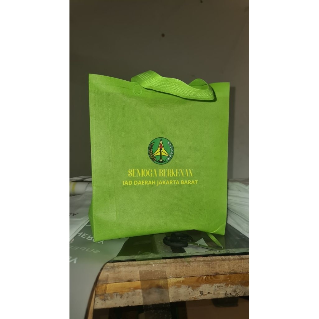 

Tas Goodiebag Sablon Digital