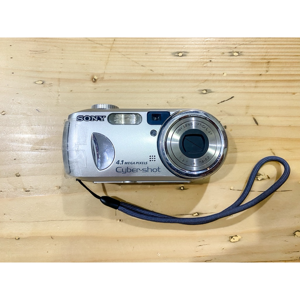 Sony Cybershot DSC-P73
