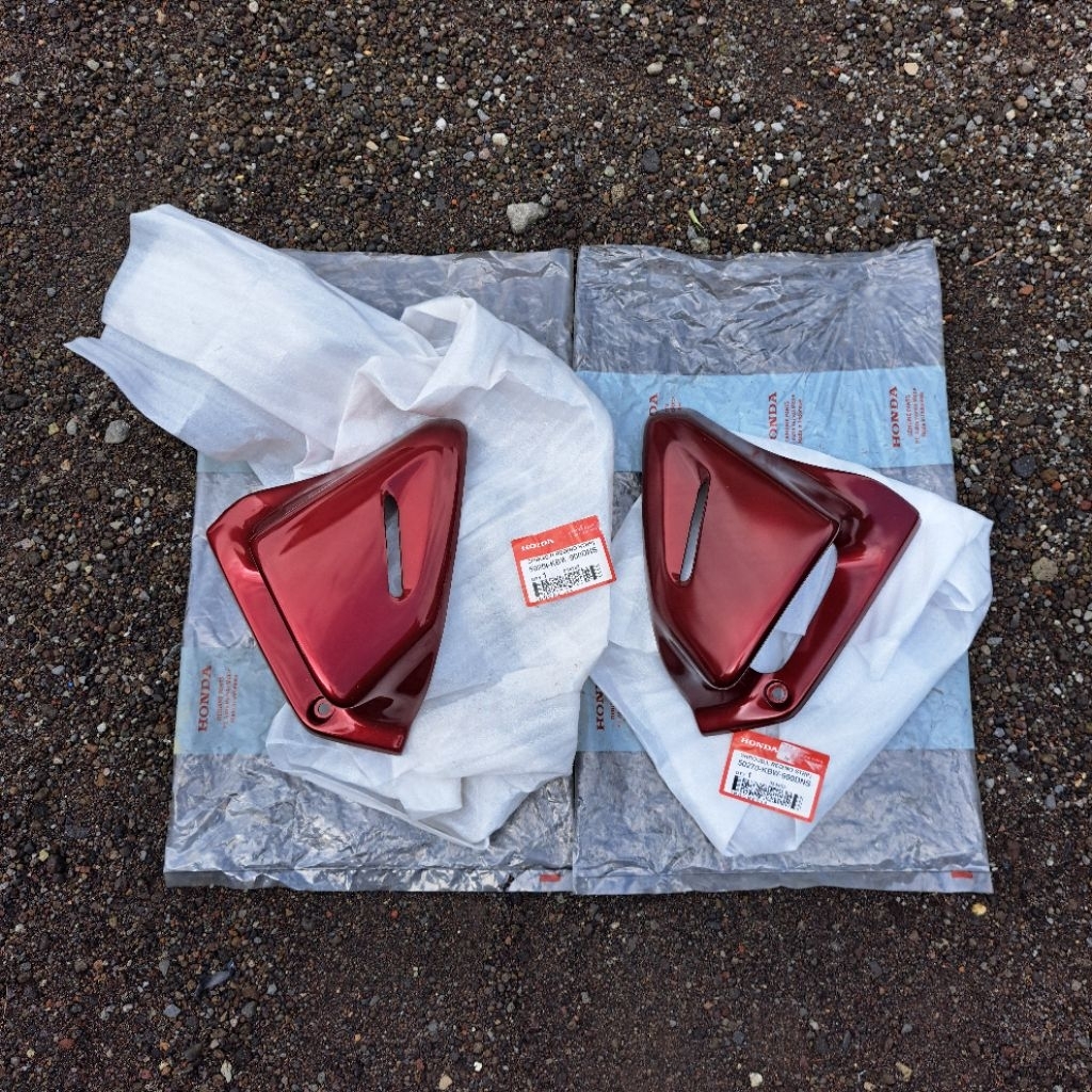 Cover tangki honda tiger 2000 Tilas/tilam (tiger lawas/tiger lama) merah maron Original AHM Astra Ho