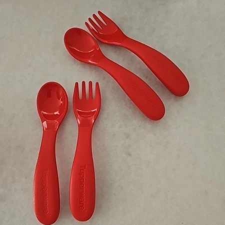 TUPPERWARE Sendok Bayi Baby Cutlery merah 1 set