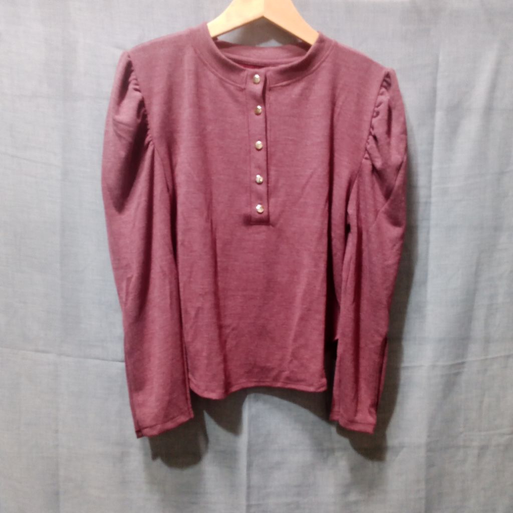 Atasan Knit Inara Clarke