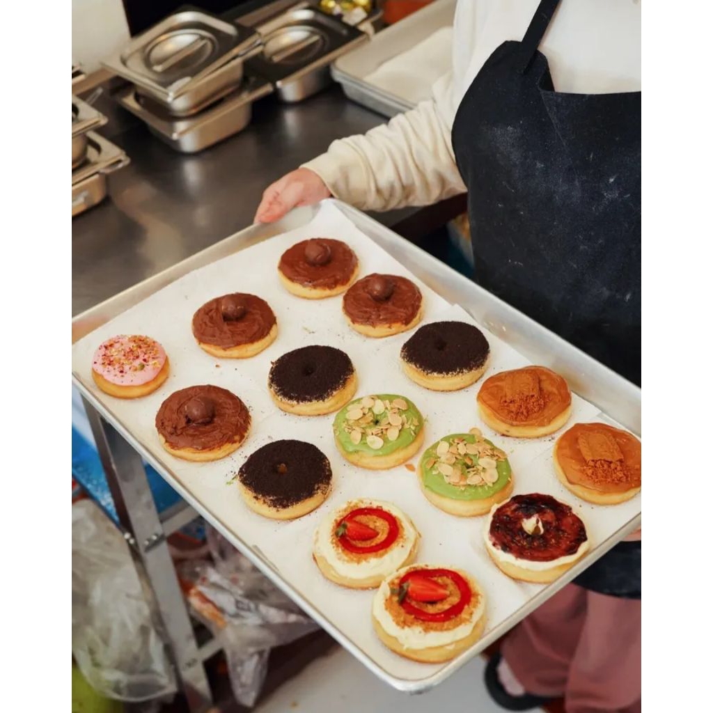 

Deeg Doughnuts Donat Fluffy Premium Cream Bruule