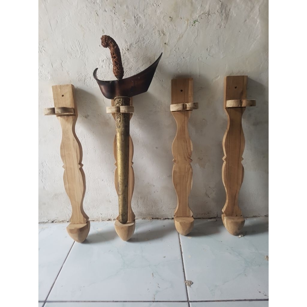 Blawong Keris bahan kayu jati