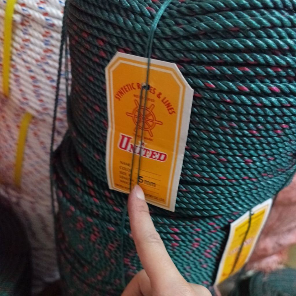 

TALI UNITED TAMBANG PLASTIK P.E 5MM