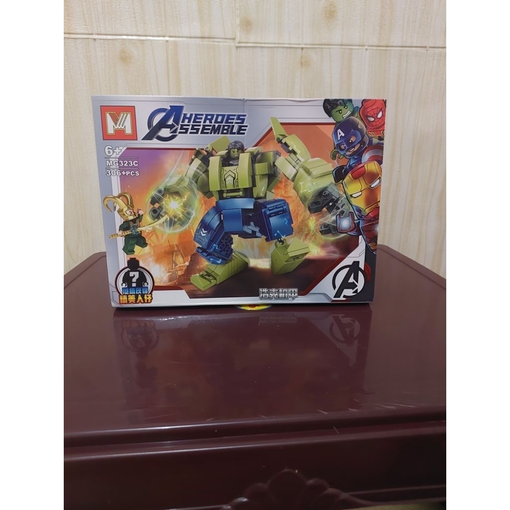 Lego Hulk Robot super heroes minifigure - HEROES ASSEMBLE - HERO BUILDING BLOCK - BAT HERO