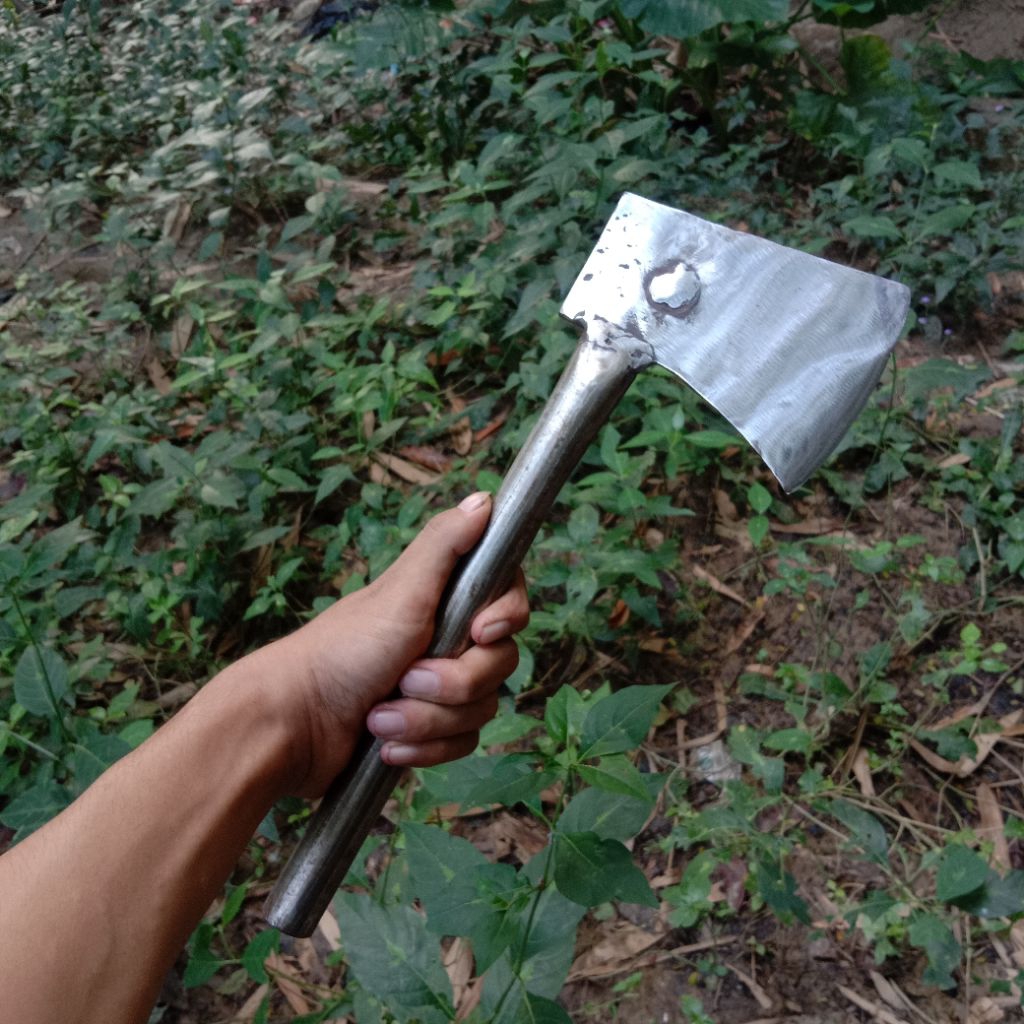 kampak baja per asli